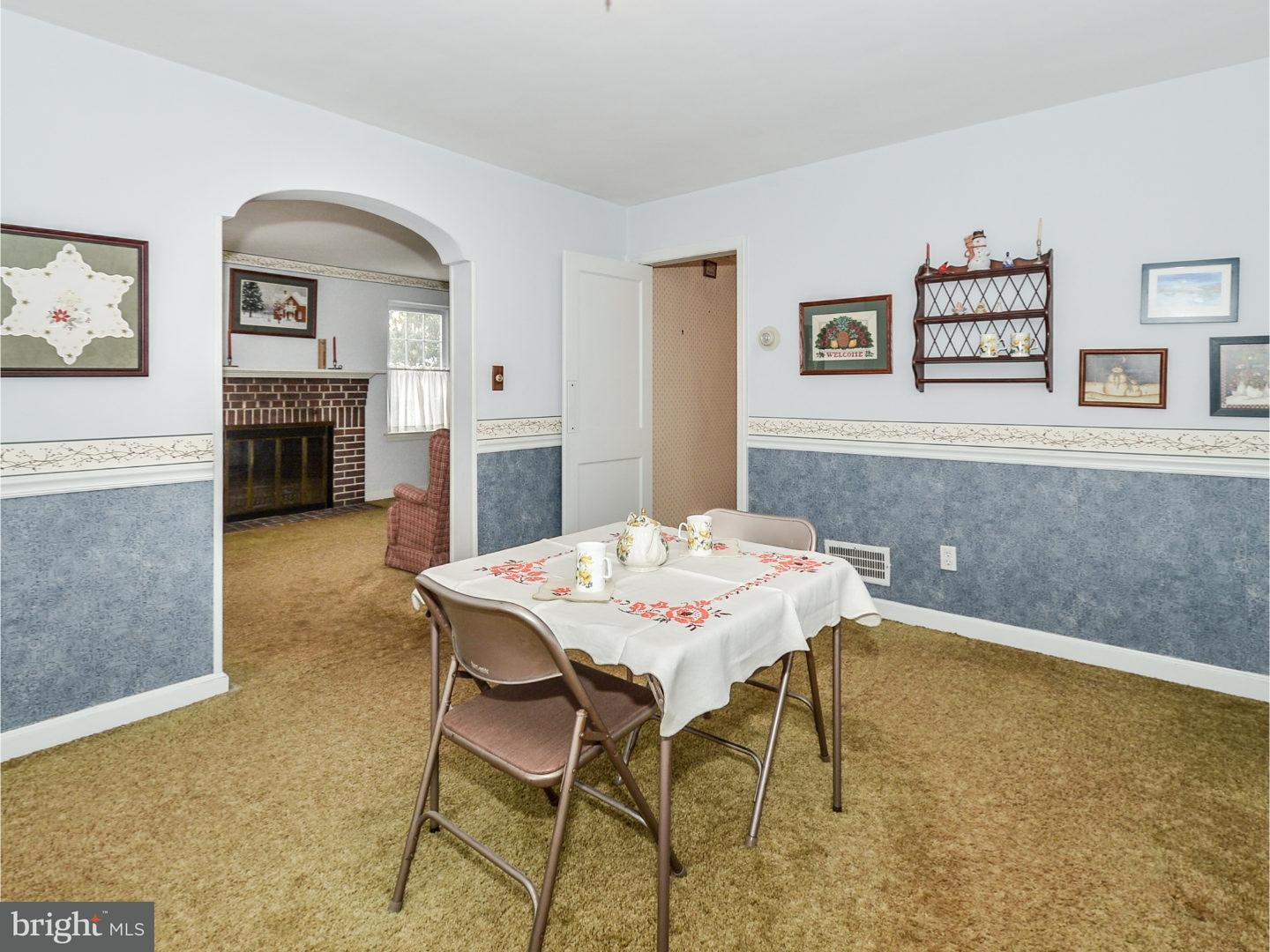 601 Paper Mill Road Oreland, PA 19075 - Photo 5 of 24 Dining Room