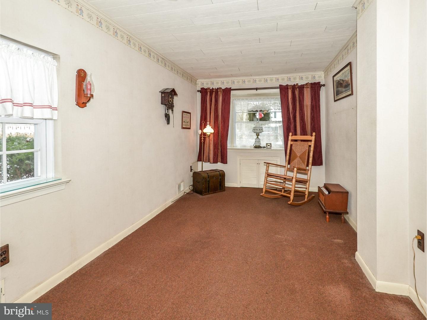 601 Paper Mill Road Oreland, PA 19075 - Photo 10 of 24 Family Room