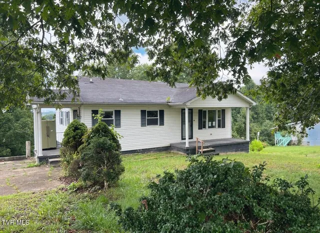 $39,900 | 596 Big Smith Road, Clintwood, VA 24228