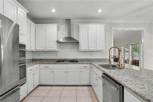 404 Rosedown Way Mandeville, LA 70471 - Photo 5 of 19 Gallery Image 5