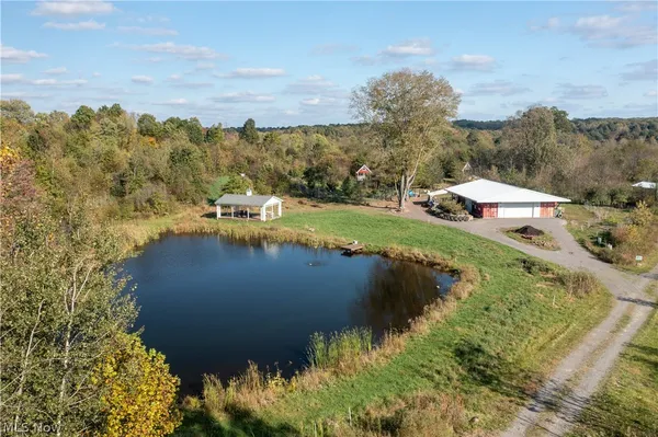 $499,900 | 100 Cottage Grove Drive, Youngstown, OH 44505