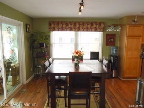 5649 Mabley Hill Road Fenton, MI 48430 - Photo 4 of 51