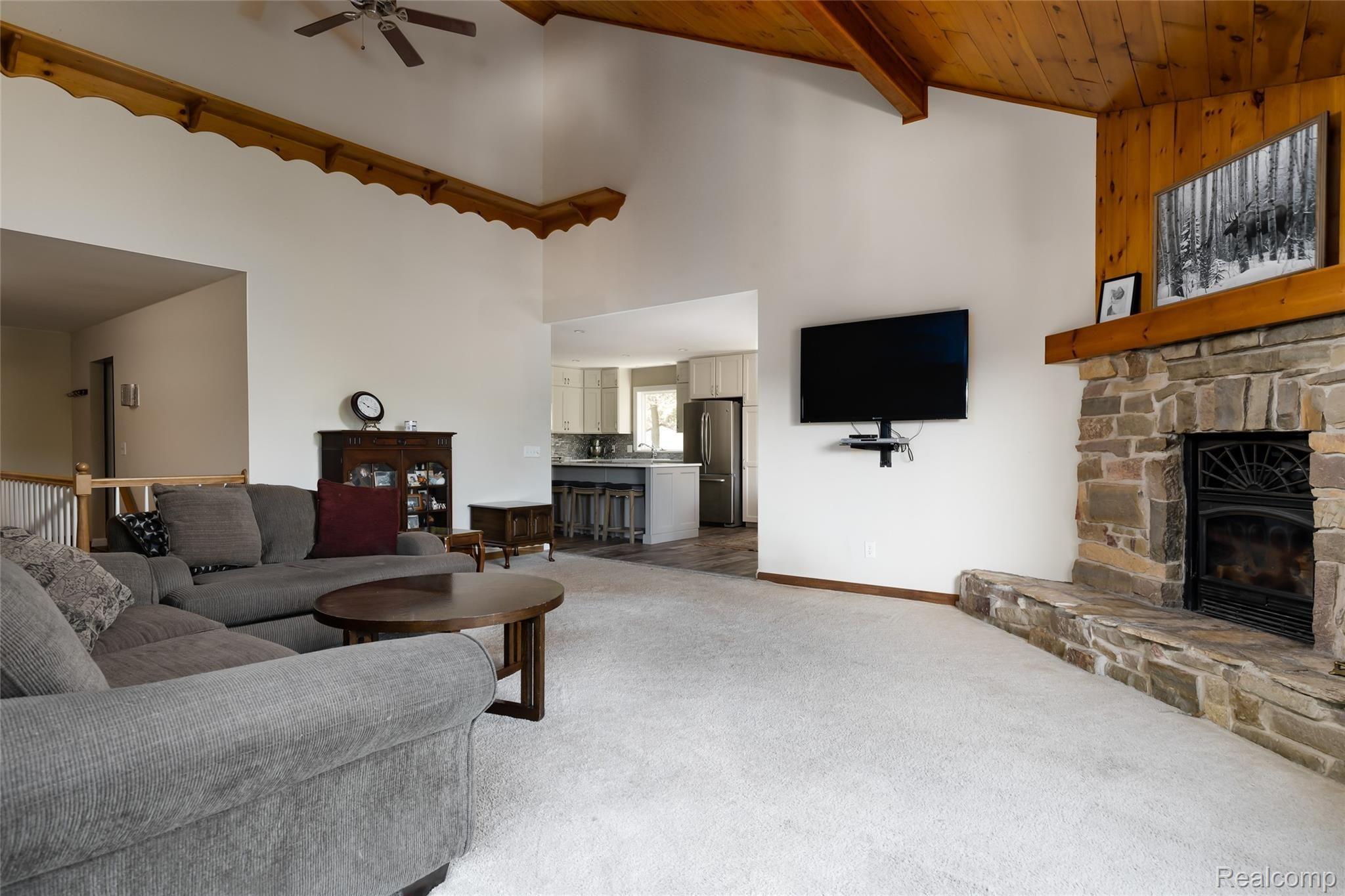 750 West Leonard Road Leonard, MI 48367 - Photo 4 of 36 5.jpg