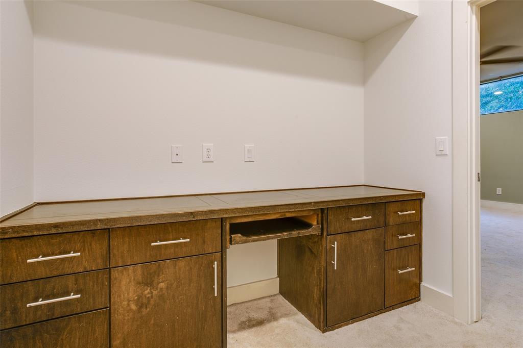 4618 Cedar Springs Road, Unit D Dallas, TX 75219 - Photo 23 of 29 a view of washer and dryer