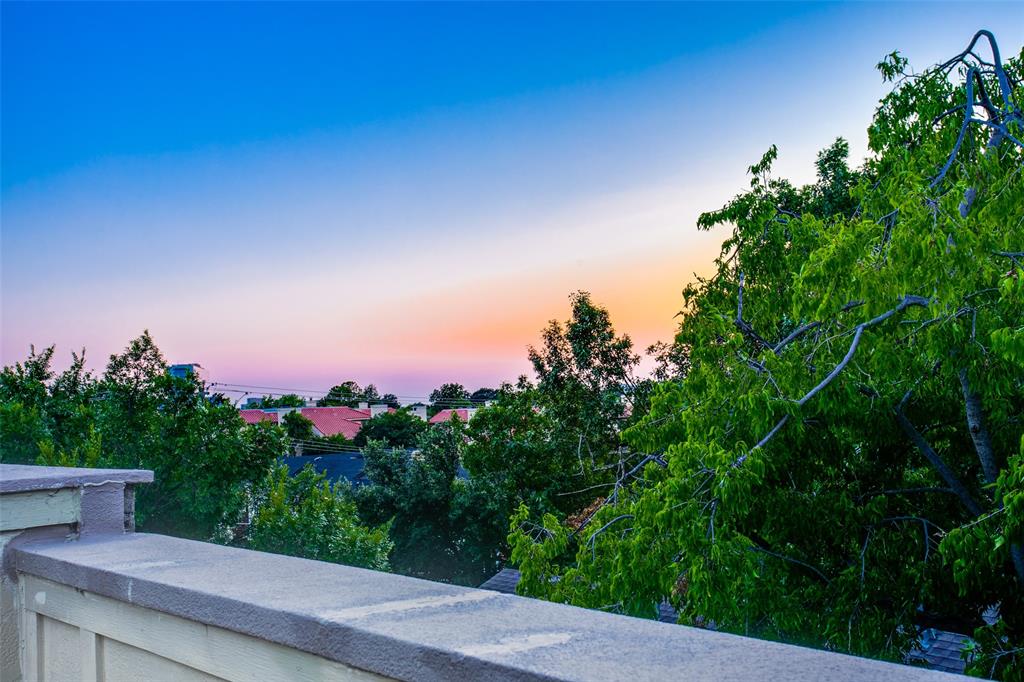 4618 Cedar Springs Road, Unit D Dallas, TX 75219 - Photo 9 of 29 a view of a city