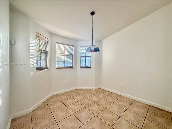 $1,975 | 1692 Southeast 29th Court, Unit 201, Homestead, FL 33035