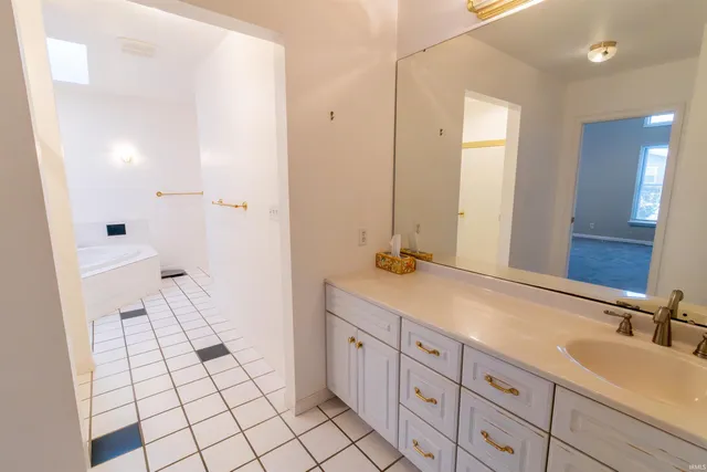 $295,000 | 643 Fairway Drive, Wabash, IN 46992