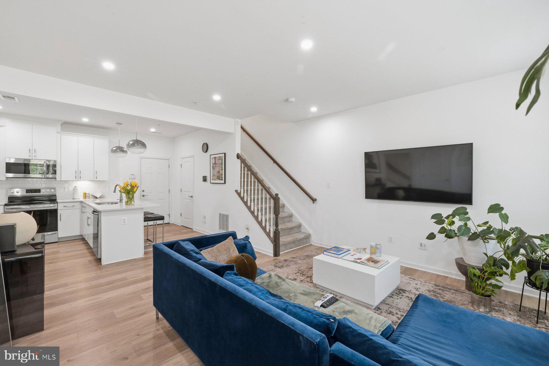 2731 Pinebrook Road Landover, MD 20785 - Photo 4 of 30