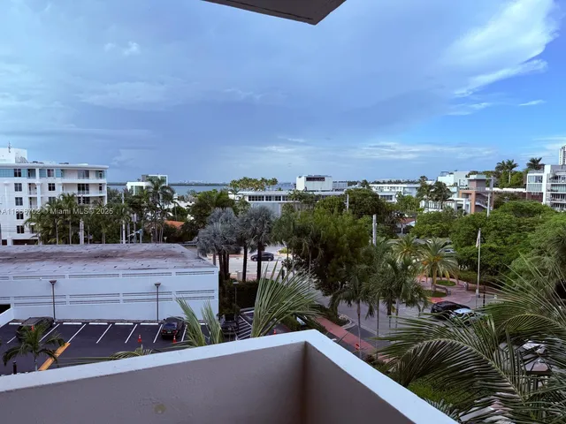 a view of a city street view