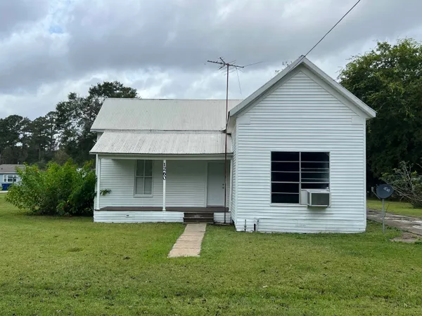 $90,000 | 1260 Outlaw Avenue, Silsbee, TX 77656