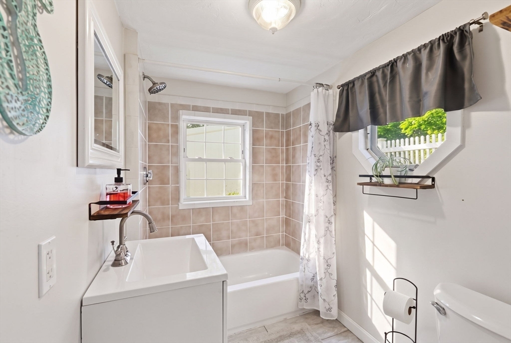 21 Hillside Road Plymouth, MA 02360 - Photo 19 of 42