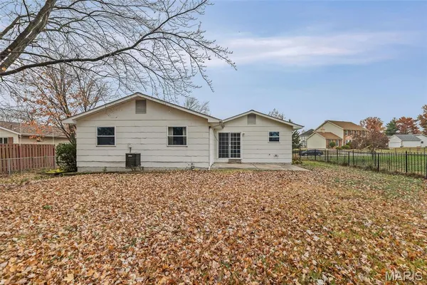 $225,000 | 15626 Ninety-Fourth Avenue, Florissant, MO 63034