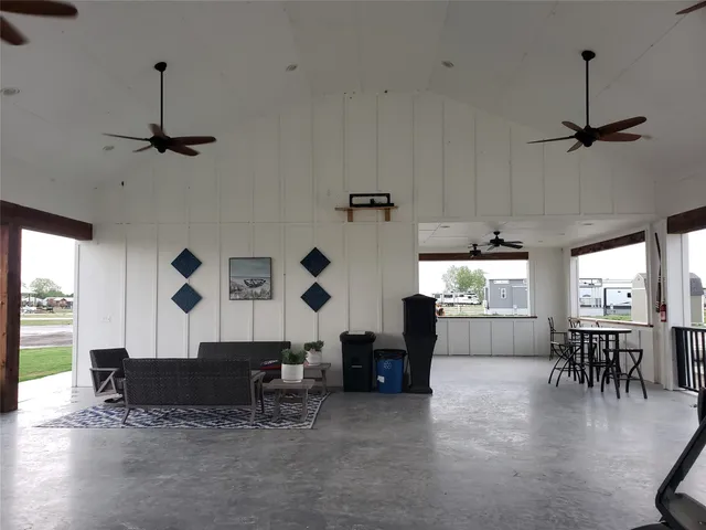 $43,000 | 6148 Peninsula Road, Kerens, TX 75144