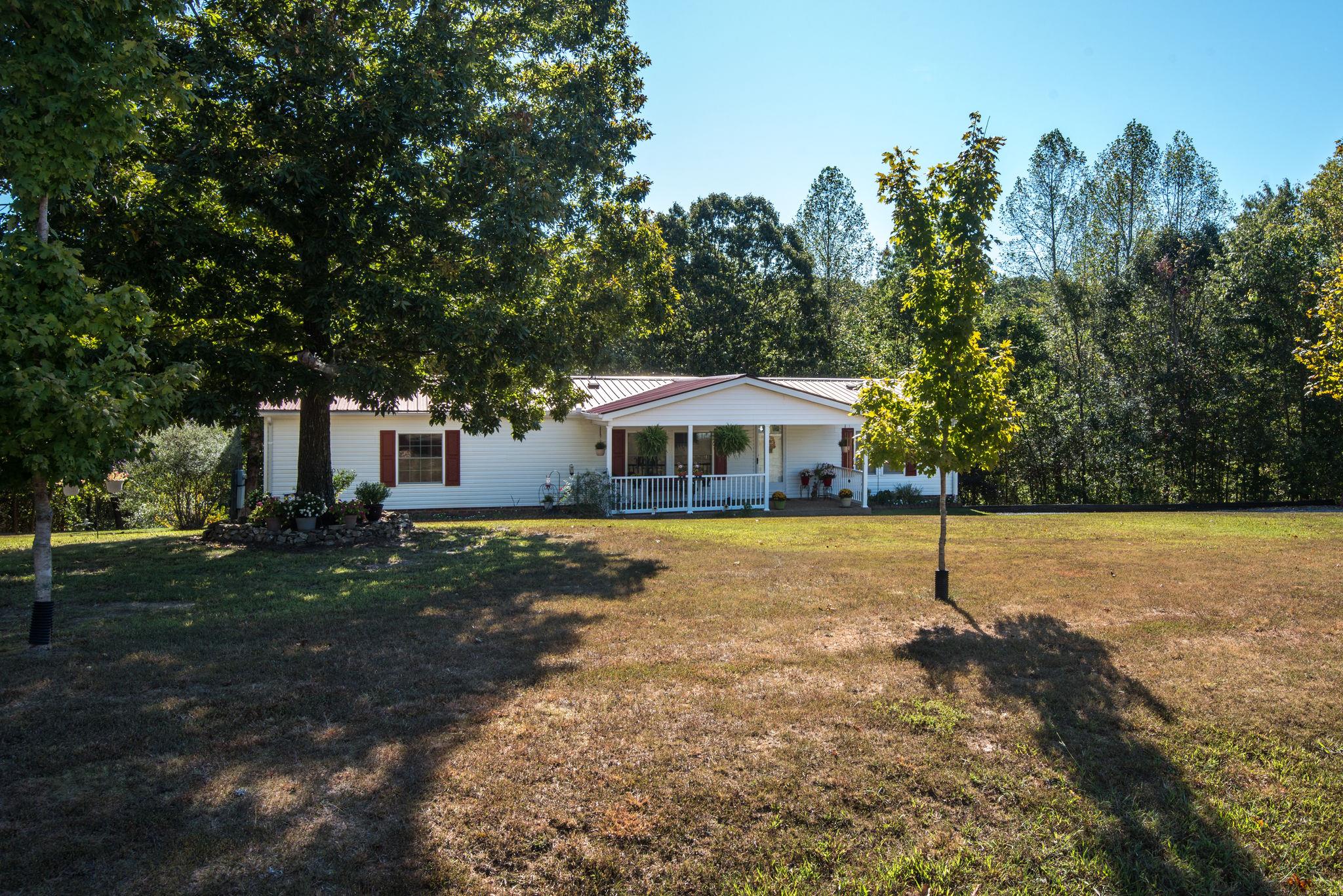 1160 Pack Road White Bluff, TN 37187 - Photo 2 of 30 Gallery Image 2