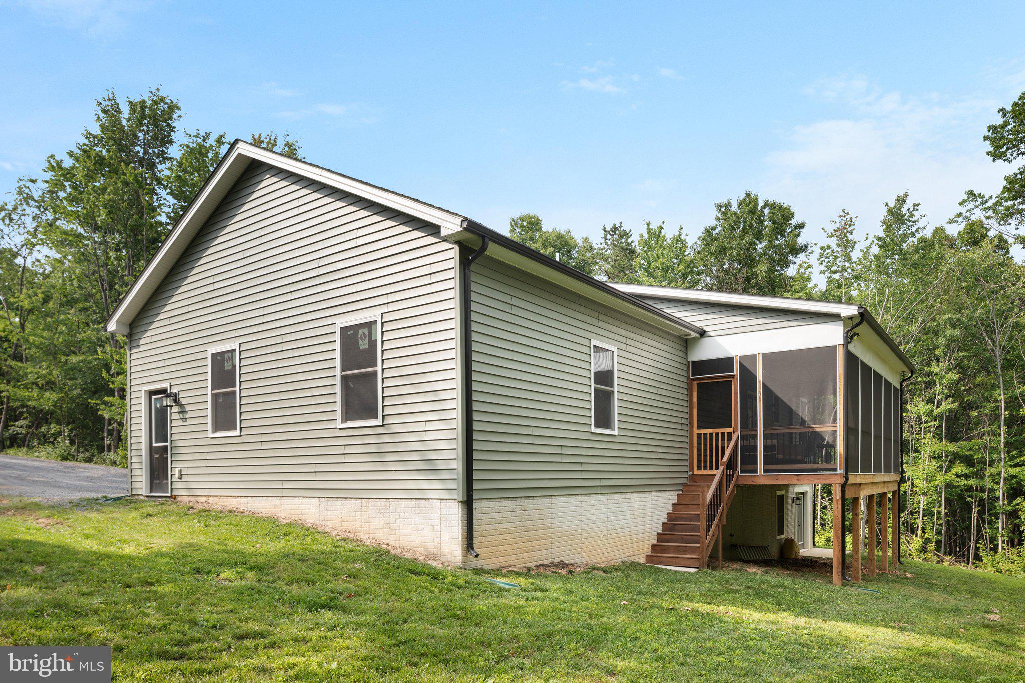 412 Mile Ridge Estates Strasburg, VA 22641 - Photo 34 of 54 2E6A1040_412 Mile Ridge Estates - Absolute Altitud