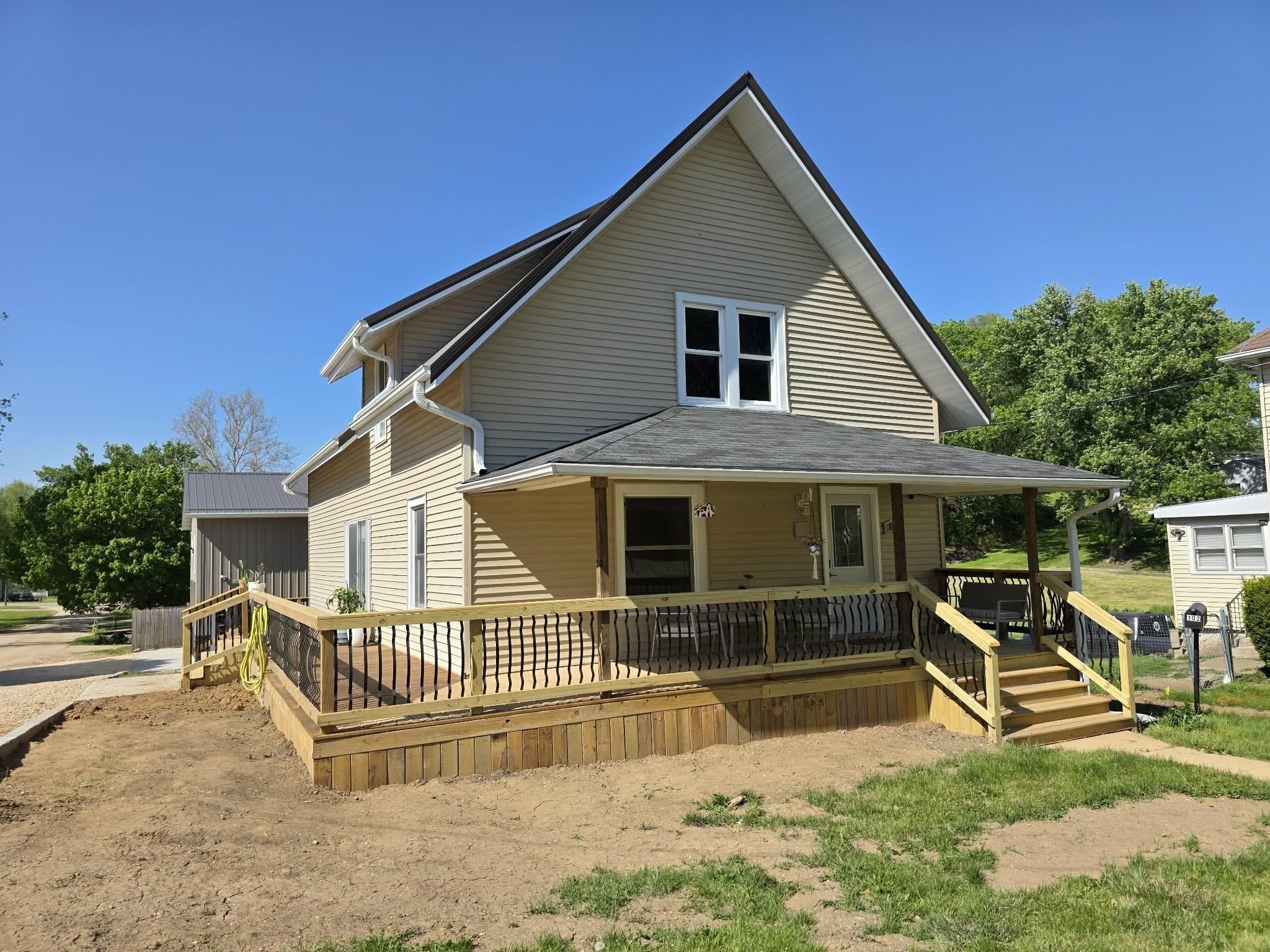 102 East State Road Mount Carroll, IL 61053 - Photo 2 of 31 Gallery Image 2