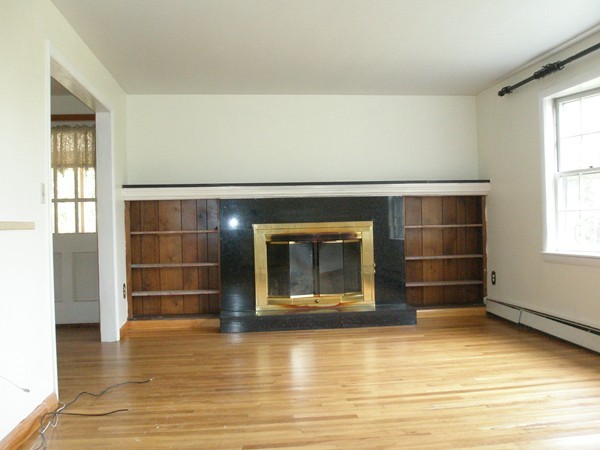 650 South Main Street Bellingham, MA 02019 - Photo 5 of 10 Gallery Image 5