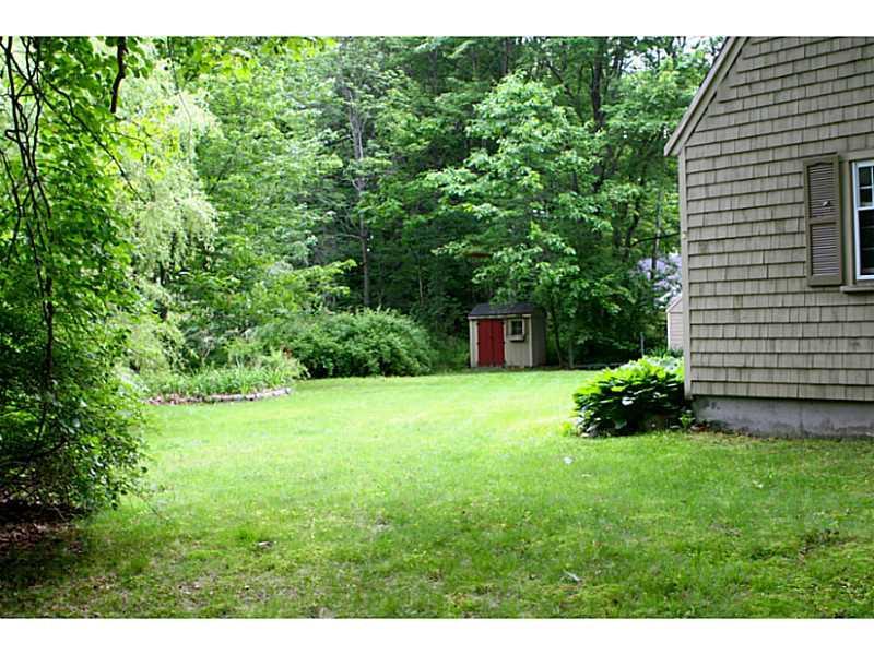 20 Woodcrest Road Cape Elizabeth, ME 04107 - Photo 20 of 20 Yard/Garden.
