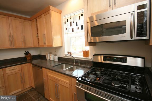5 Indian Spring Drive Silver Spring, MD 20901 - Photo 19 of 30 Kitchen