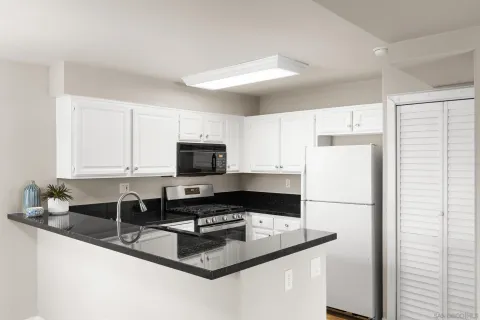 $630,000 | 3110 Sello Lane, Unit 70, Carlsbad, CA 92009