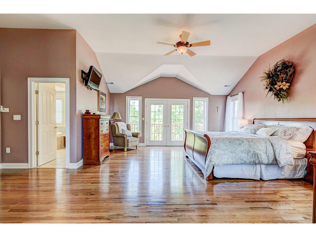 42 Overton Road Windham, NH 03087 - Photo 17 of 31 Gallery Image 17