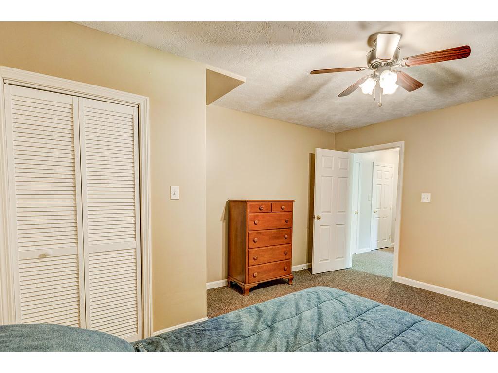 42 Overton Road Windham, NH 03087 - Photo 26 of 31 Gallery Image 26