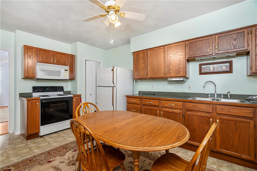 37 Main Street Cumberland, RI 02864 - Photo 15 of 50 Right 2nd