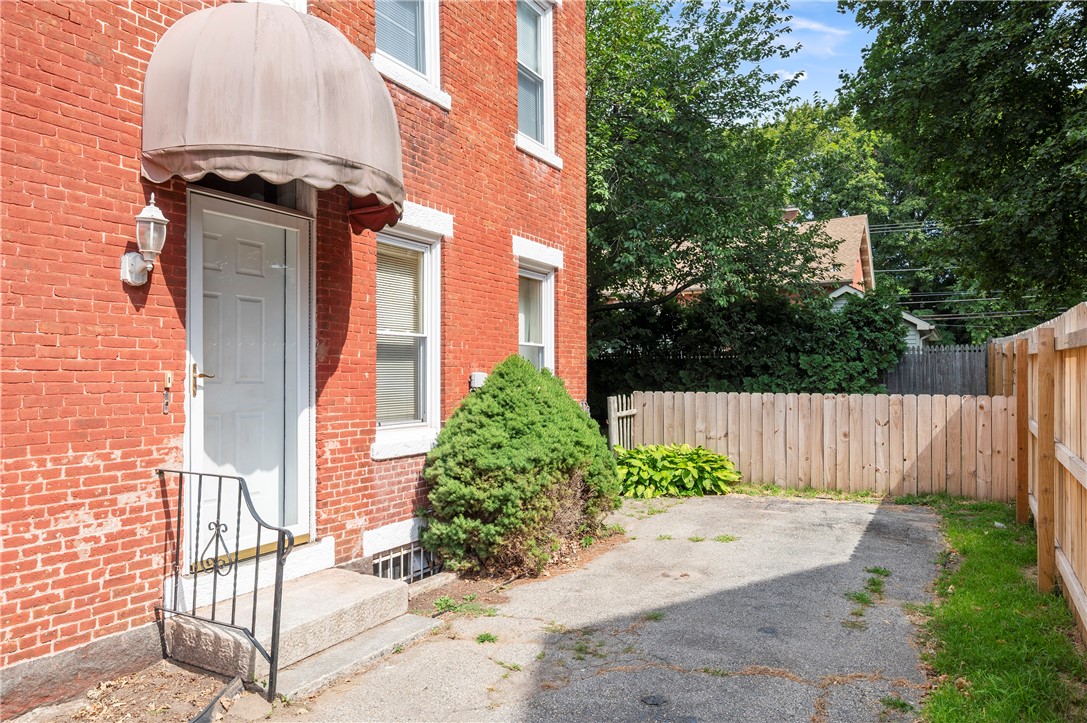 37 Main Street Cumberland, RI 02864 - Photo 4 of 50