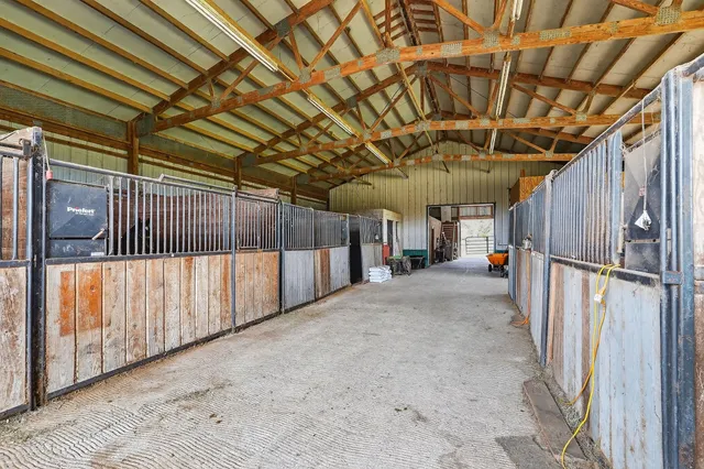 $1,500,000 | 8625 Sandy Point Road, Bryan, TX 77807