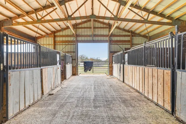 $1,500,000 | 8625 Sandy Point Road, Bryan, TX 77807