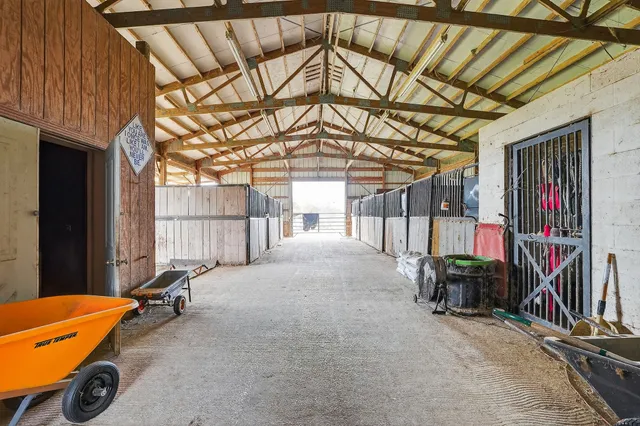 $1,500,000 | 8625 Sandy Point Road, Bryan, TX 77807