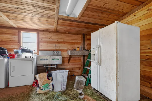 $1,500,000 | 8625 Sandy Point Road, Bryan, TX 77807