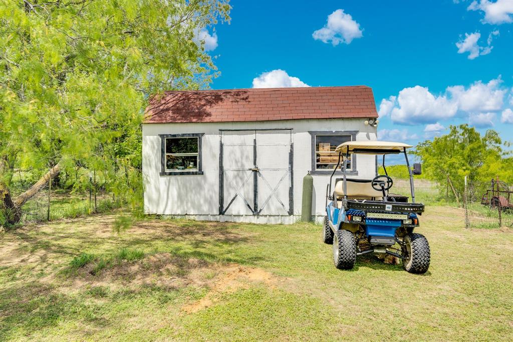373 Eubanks Road Maypearl, TX 76064 - Photo 22 of 31