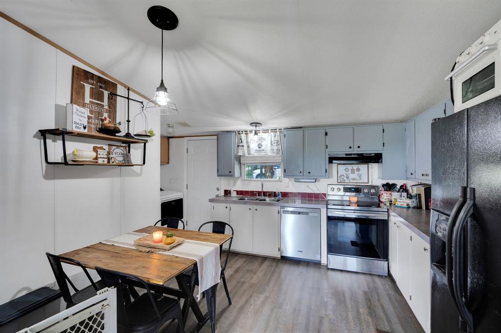 373 Eubanks Road Maypearl, TX 76064 - Photo 7 of 31