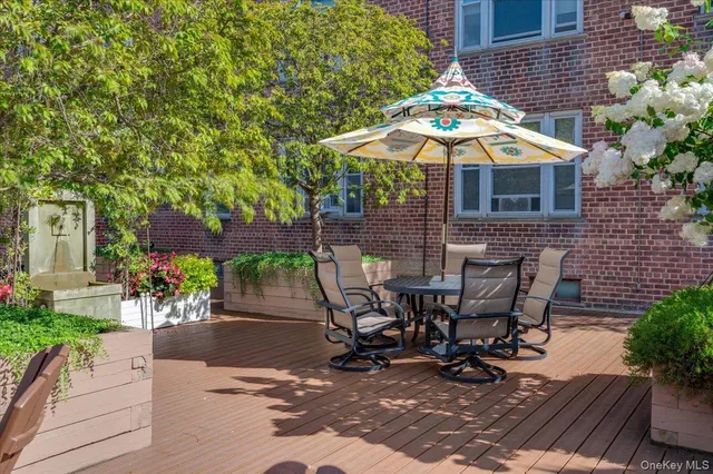 $239,000 | 2 Overlook Road, Unit 1A1A, White Plains, NY 10605