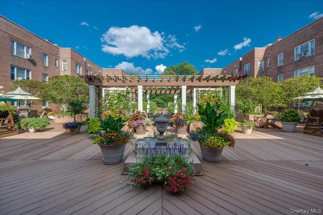 $239,000 | 2 Overlook Road, Unit 1A1A, White Plains, NY 10605