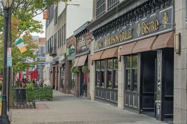 $239,000 | 2 Overlook Road, Unit 1A1A, White Plains, NY 10605