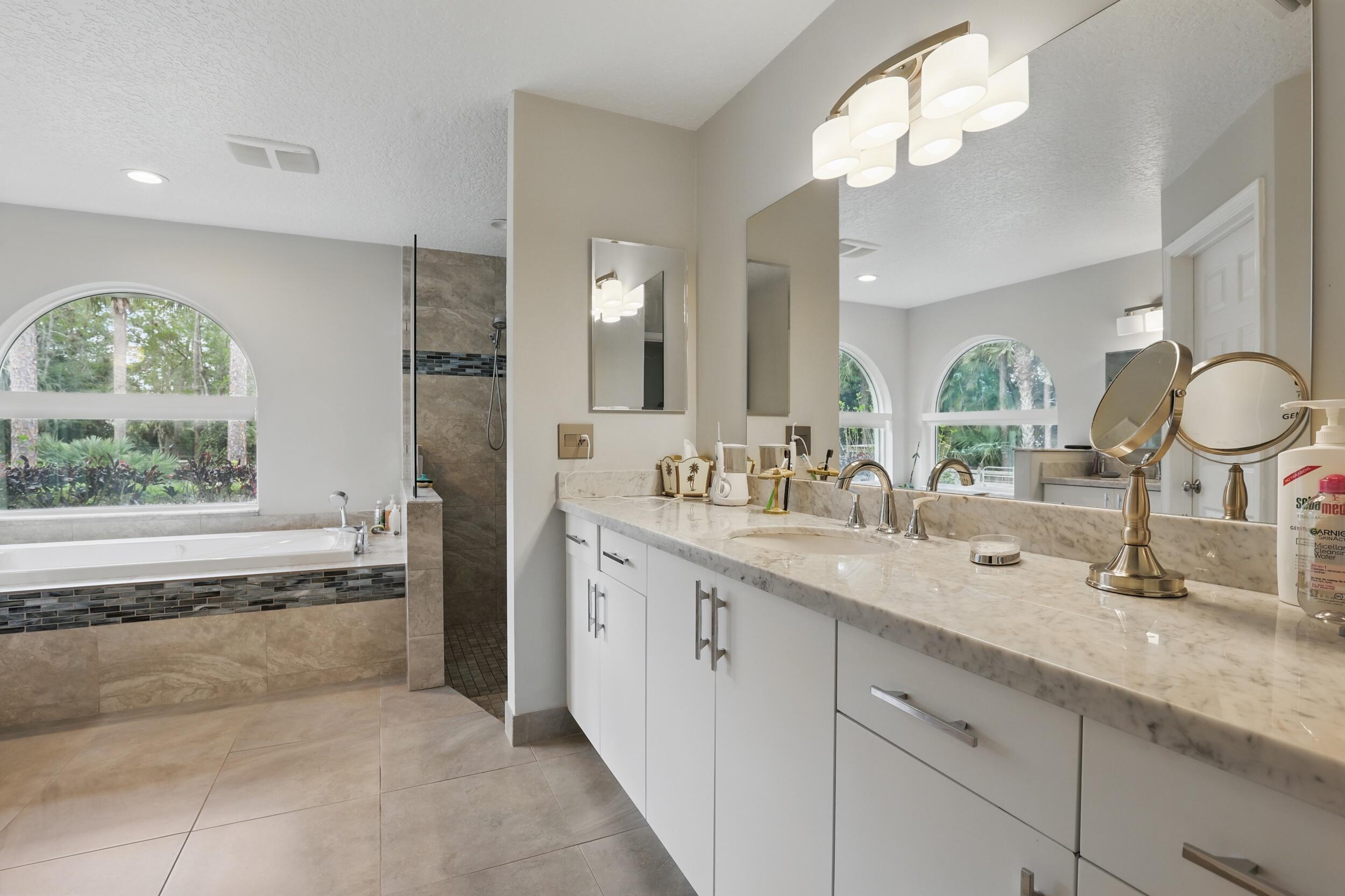 13376 Compton Road Loxahatchee Groves, FL 33470 - Photo 24 of 53 42_photo_046