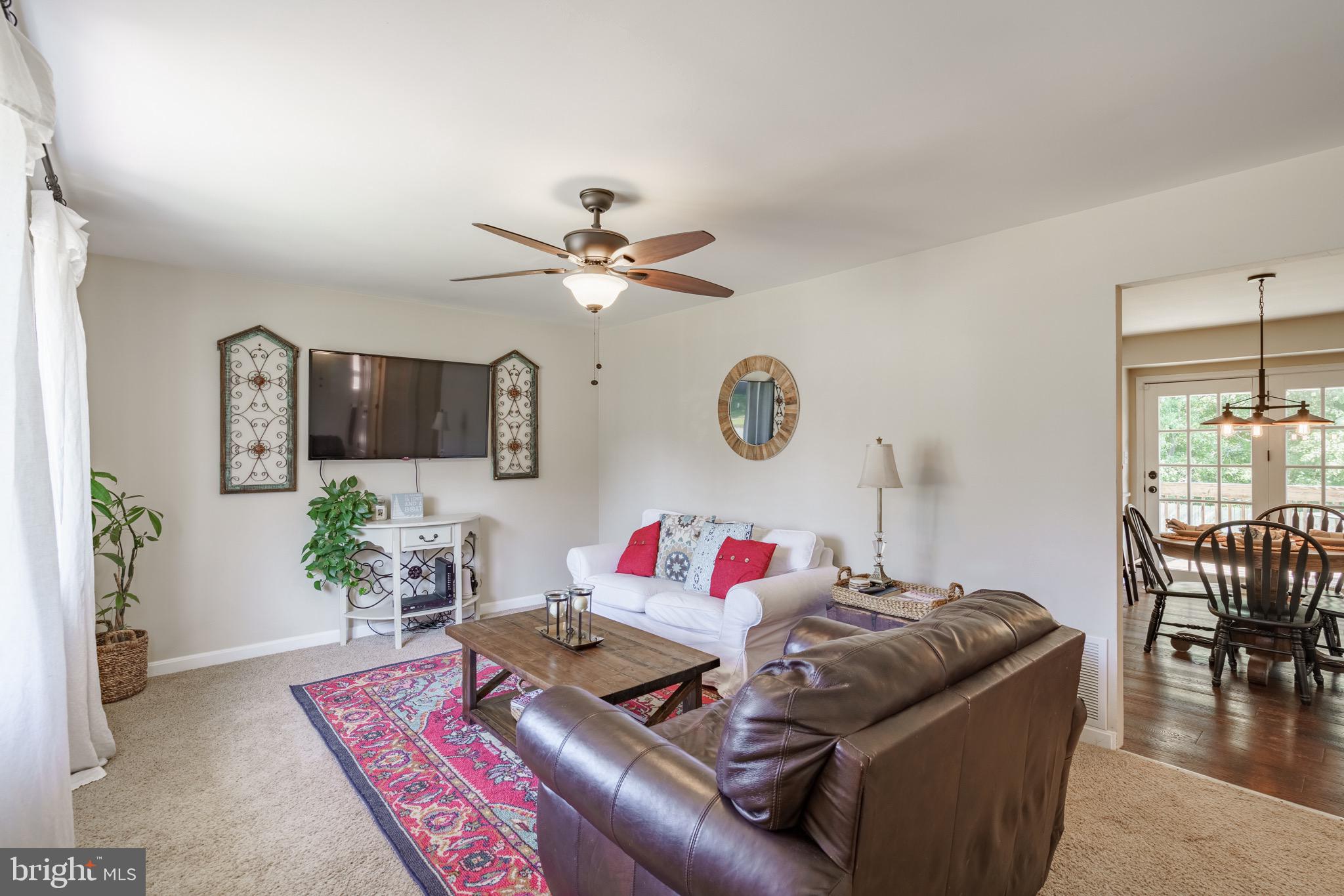315 Garnett Road Joppa, MD 21085 - Photo 3 of 45 Living Room