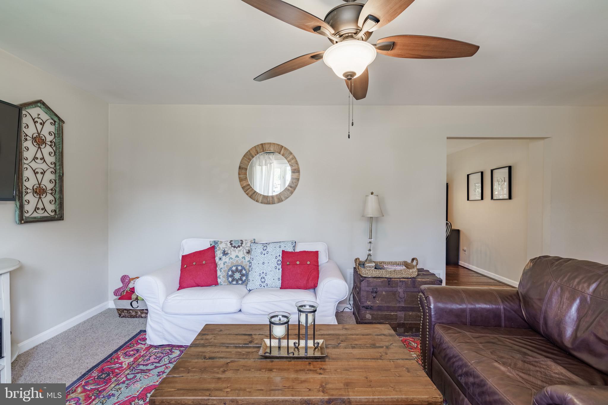 315 Garnett Road Joppa, MD 21085 - Photo 4 of 45 Living Room