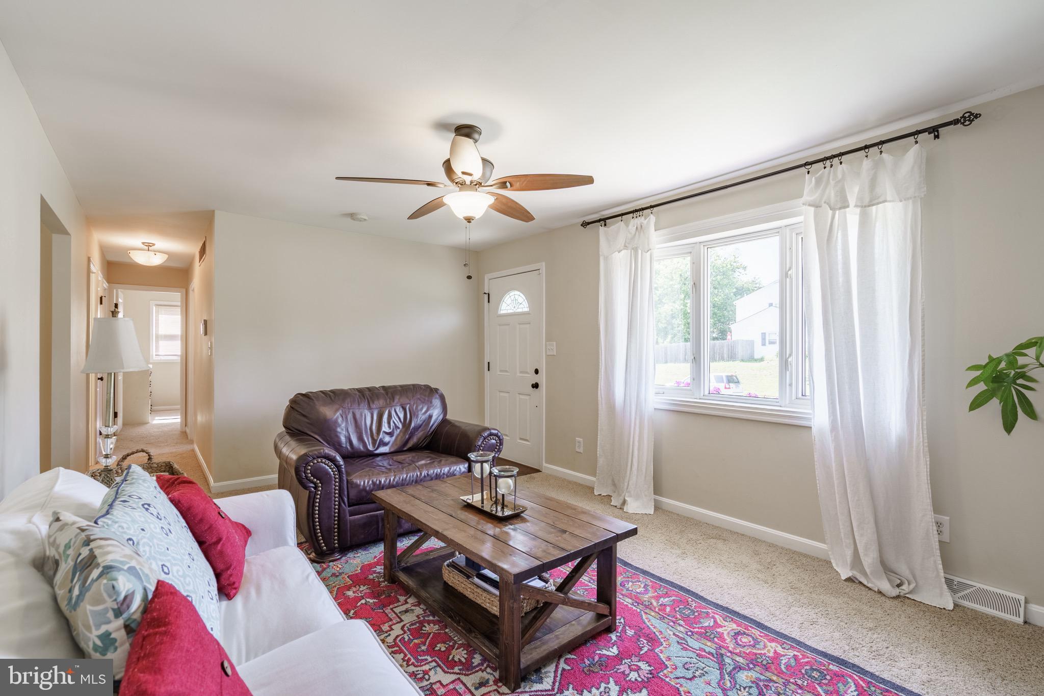 315 Garnett Road Joppa, MD 21085 - Photo 5 of 45 Living Room