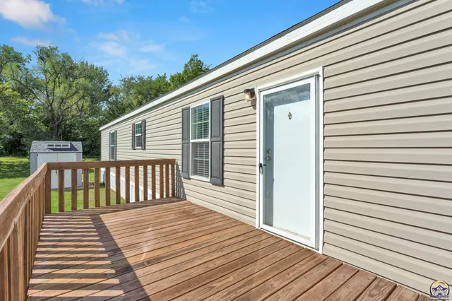 $34,500 | 175 Southeast Willow Way Street, Topeka, KS 66609