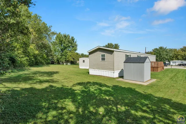 $34,500 | 175 Southeast Willow Way Street, Topeka, KS 66609