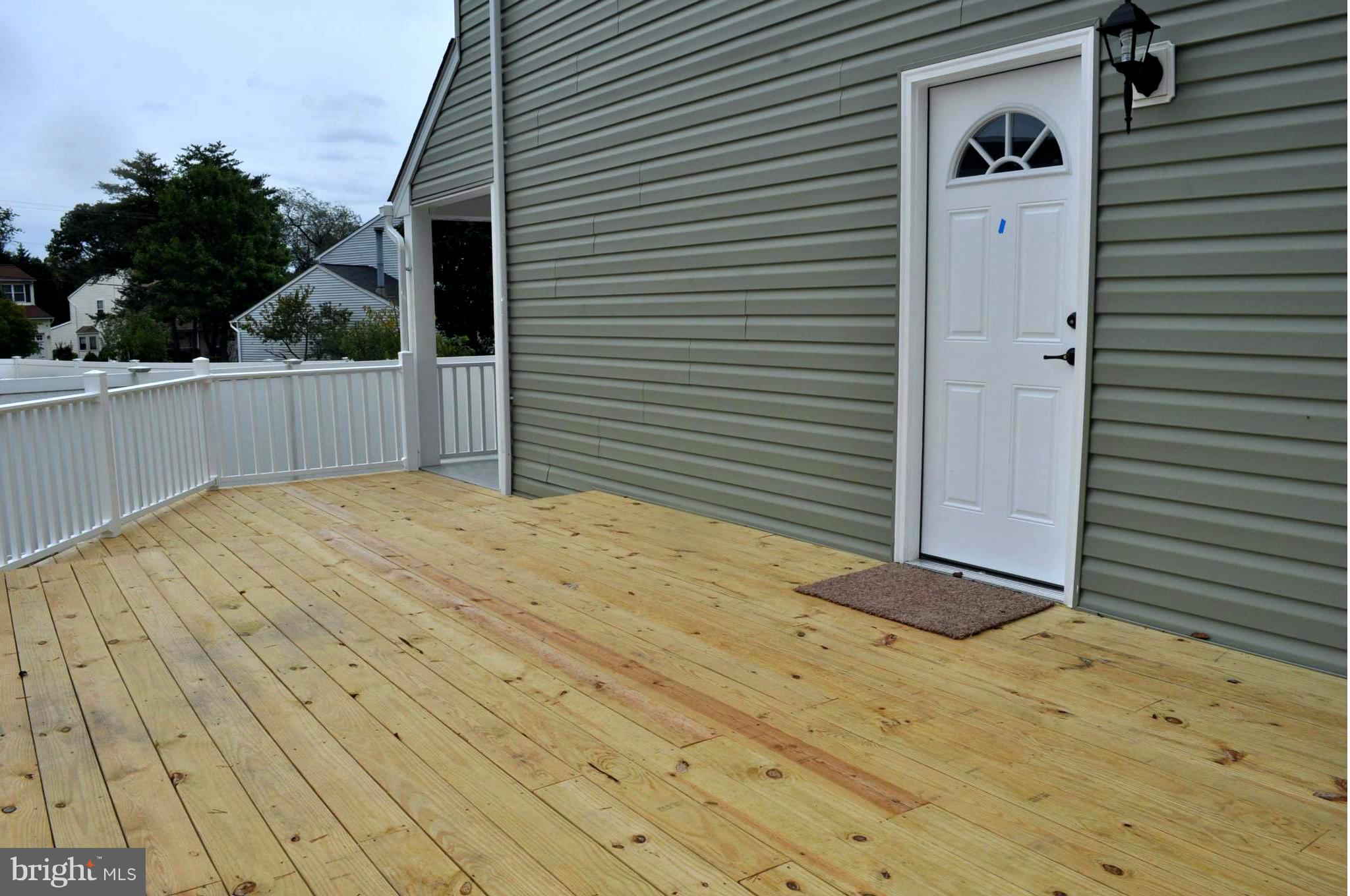 1206 Hunter Road Pasadena, MD 21122 - Photo 29 of 30 Exterior (Rear)