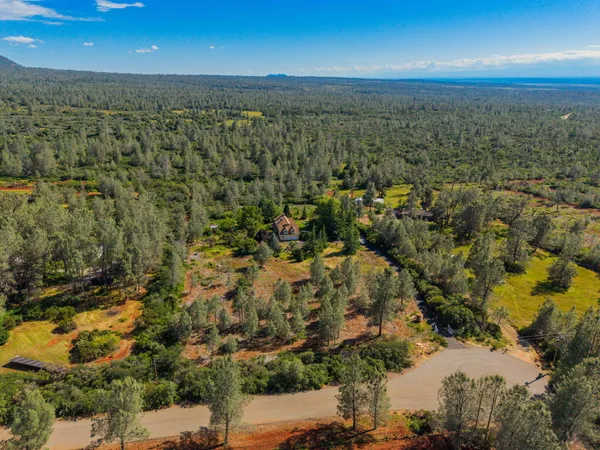 $399,900 | 27535 Camino Real, Shingletown, CA 96088