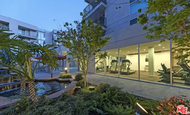 $2,500 | 267 San Pedro Street, Unit 105, Los Angeles, CA 90012