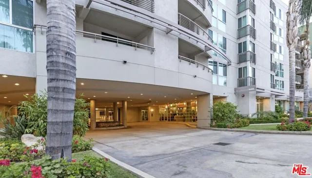 $2,500 | 267 San Pedro Street, Unit 105, Los Angeles, CA 90012