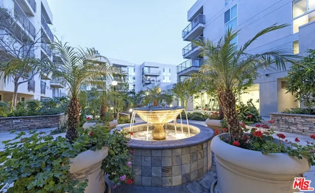 $2,500 | 267 San Pedro Street, Unit 105, Los Angeles, CA 90012