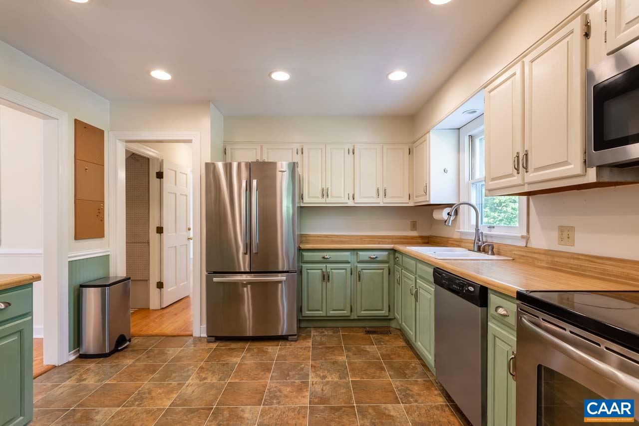 555 Gillums Ridge Road Charlottesville, VA 22903 - Photo 10 of 42 Gallery Image 10