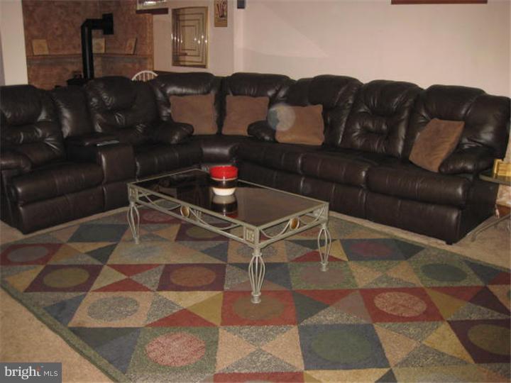 2273 Mill Road Boothwyn, PA 19061 - Photo 13 of 15 Family Room